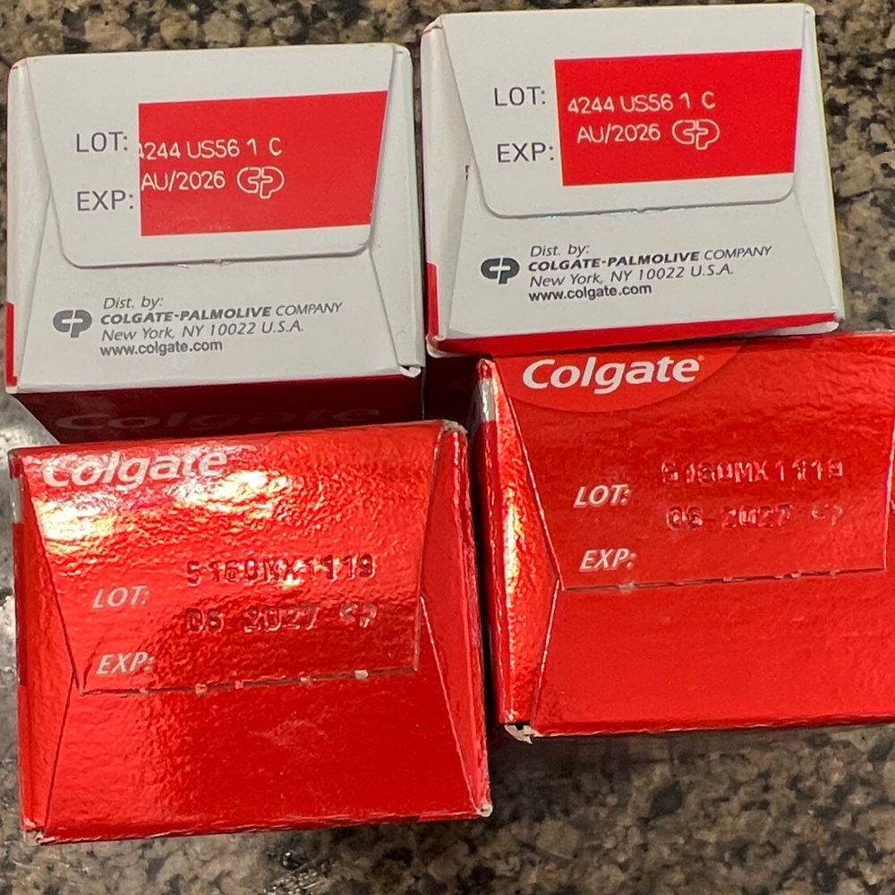 Colgate Toothpaste Set - - Picture 3 of 5